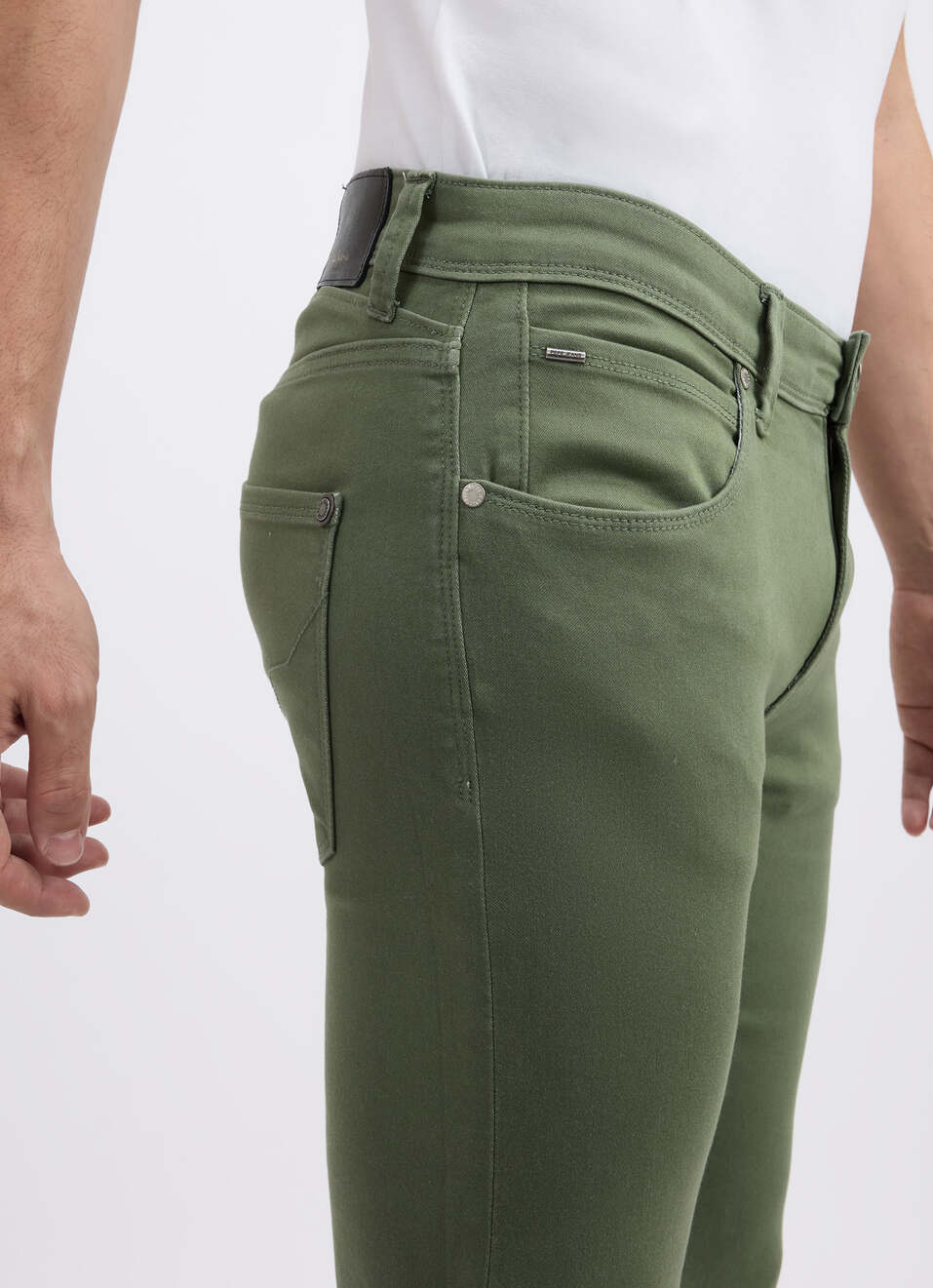 Men Green Mid Rise Slim Powerflex Jeans, , large image number 4