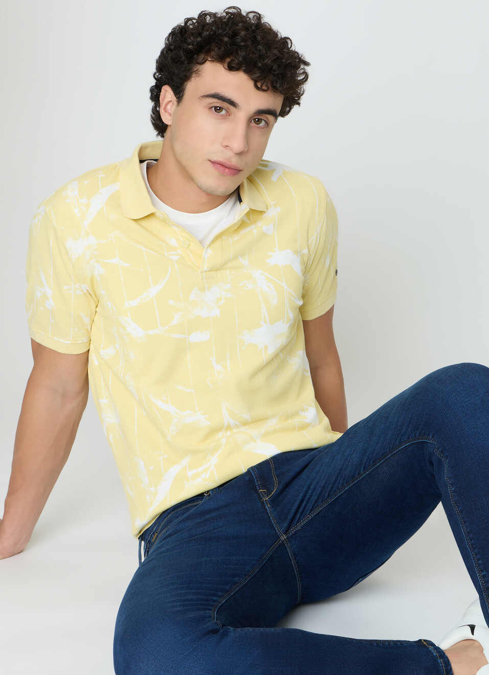 Men Yellow Abstract Print Polo Collar T-shirt, , large image number 0