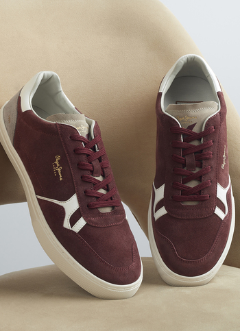 Men Burgundy Colorblock Lace Up Sneakers