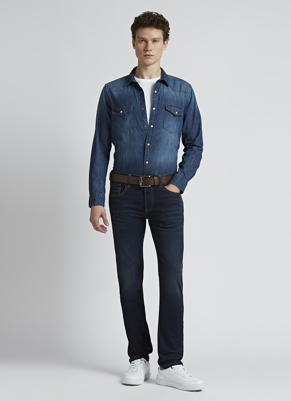 Danial Blue Low Rise Tapered Jeans, , large image number 1