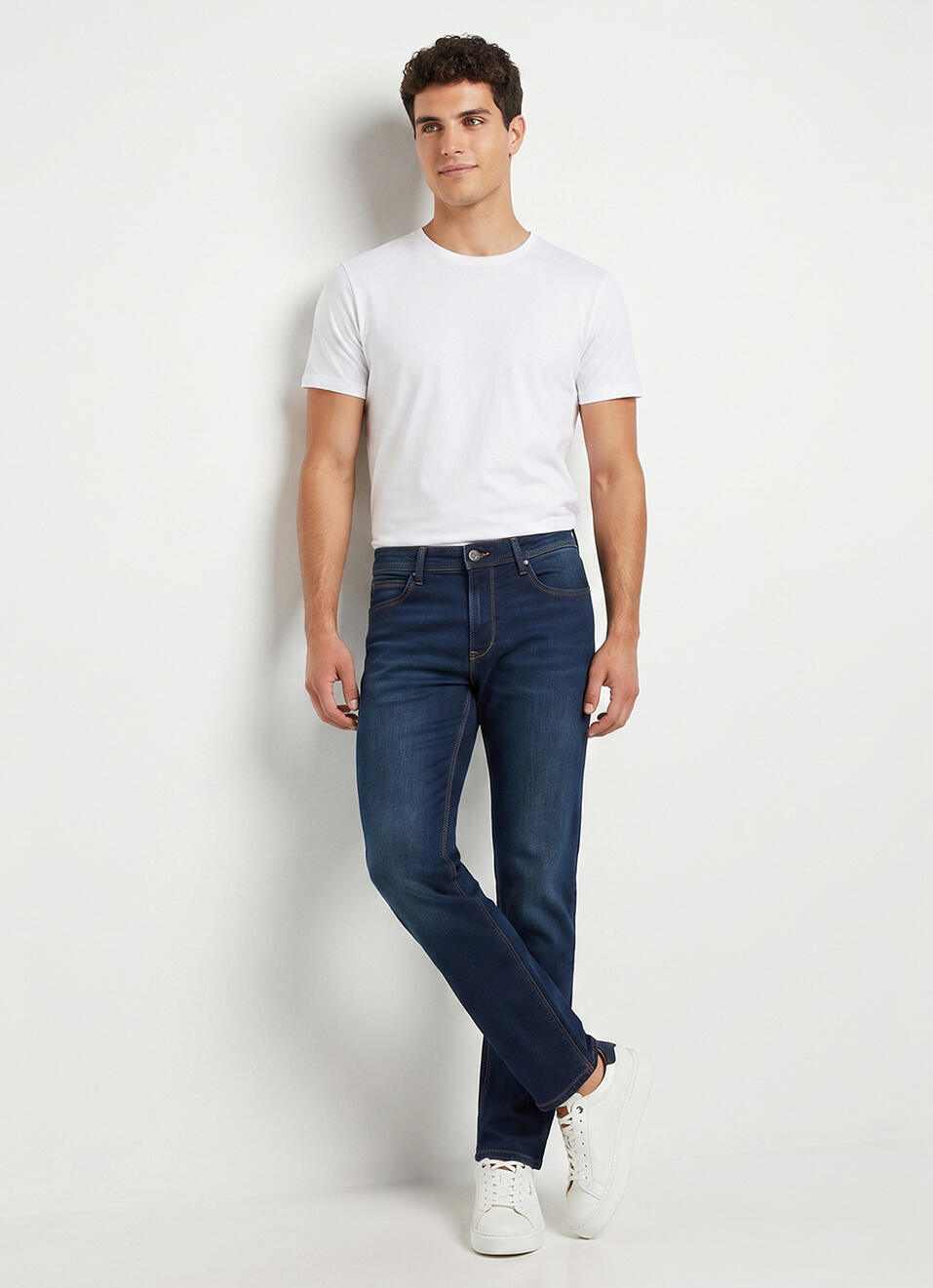 Men Blue Straight Fit Mid Rise Stretchable Jeans, , large image number 7