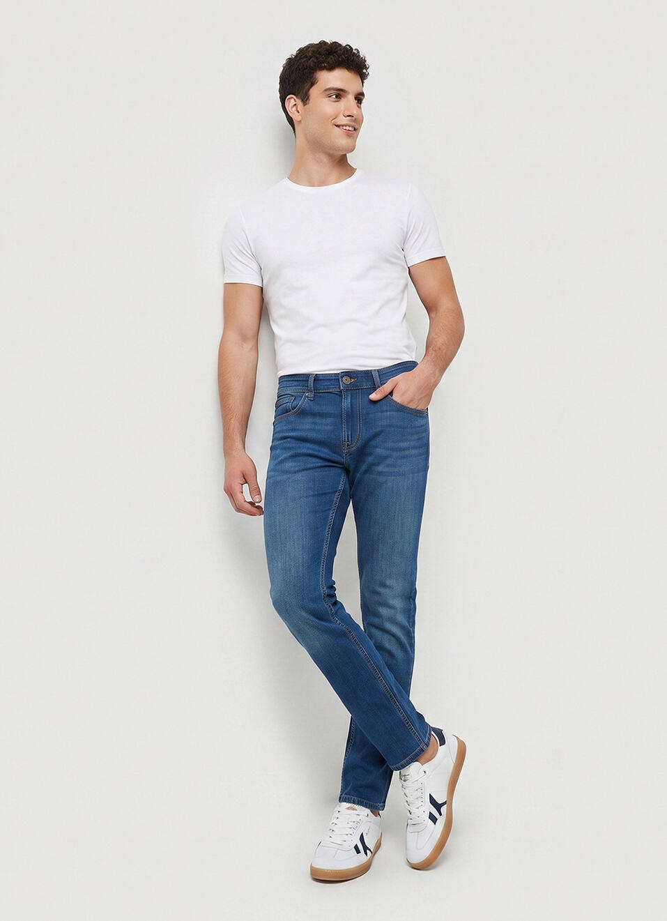 Men Blue Slim Fit Mid Rise Stretchable Jeans, , large image number 7