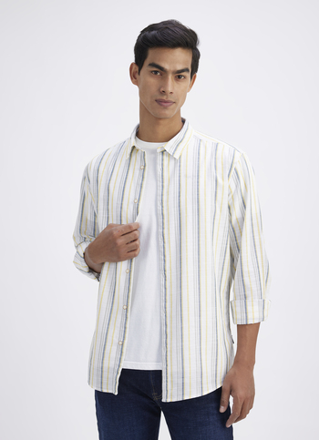Men Vertical Striped Yellow Full Sleeve Shirt