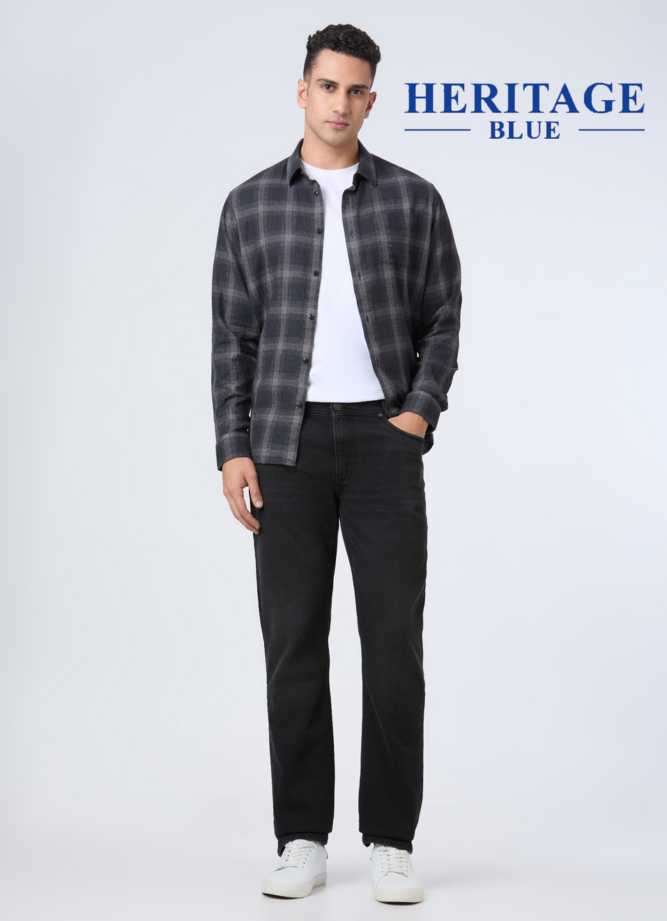 Men Black Mid Rise Straight Fit Stretchable Jeans, , large image number 0
