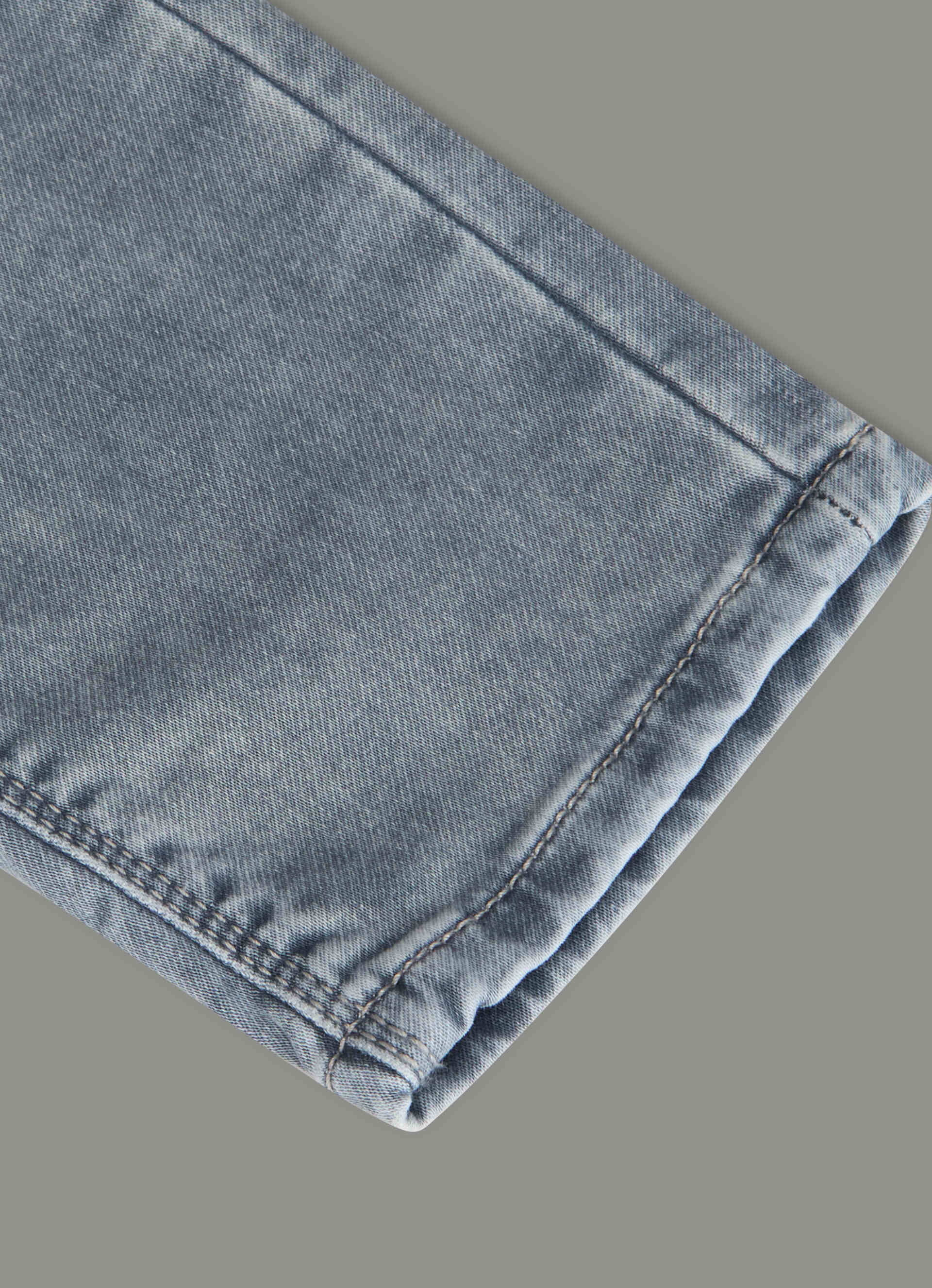 Men Grey Skinny Fit Mid Rise Stretchable Jeans, , large image number 8