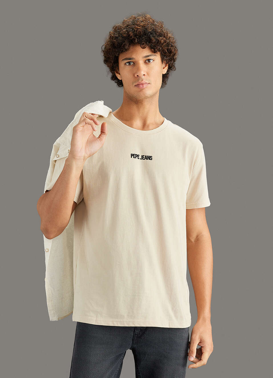 Men Beige Graphic Print Relaxed Fit Crew Neck T-shirt, , large image number 6