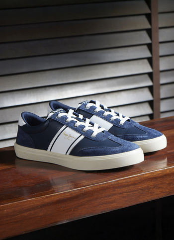 Navy Low-cut Anti-skid Cupsole Sneakers