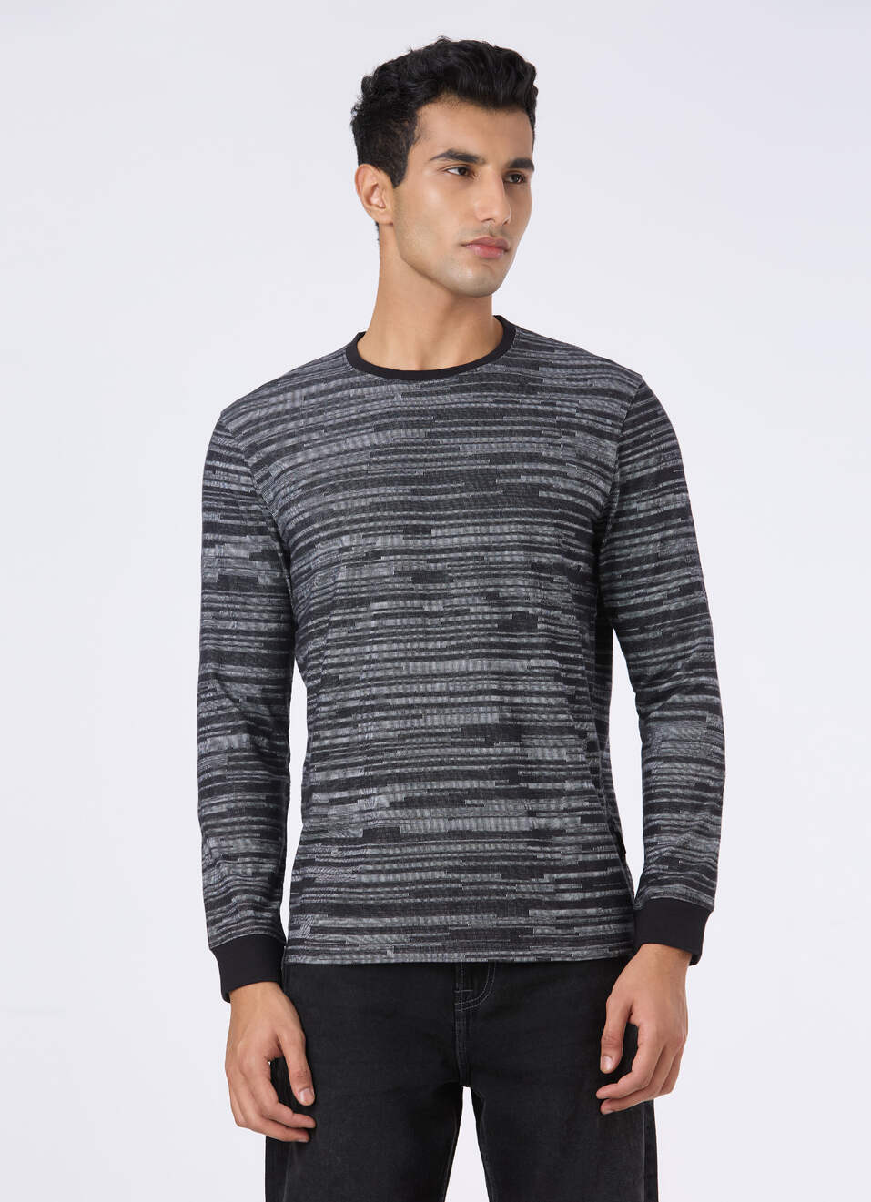 Men Black Jacquard Stripe Slim Fit T-shirt, , large image number 1