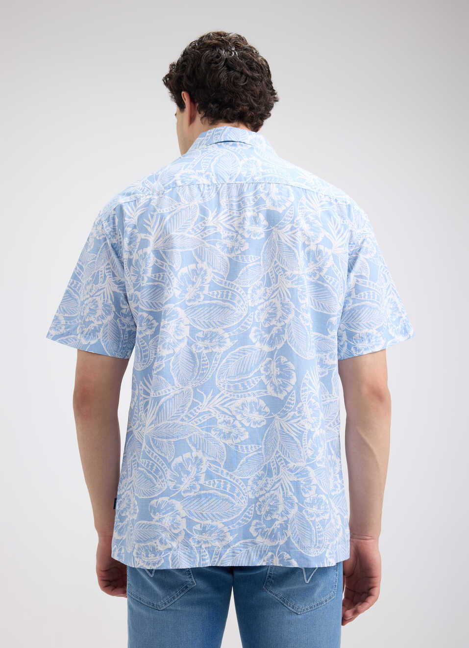 Men Blue Resort Collar Floral Print Short Sleeve Shirt, , large image number 2