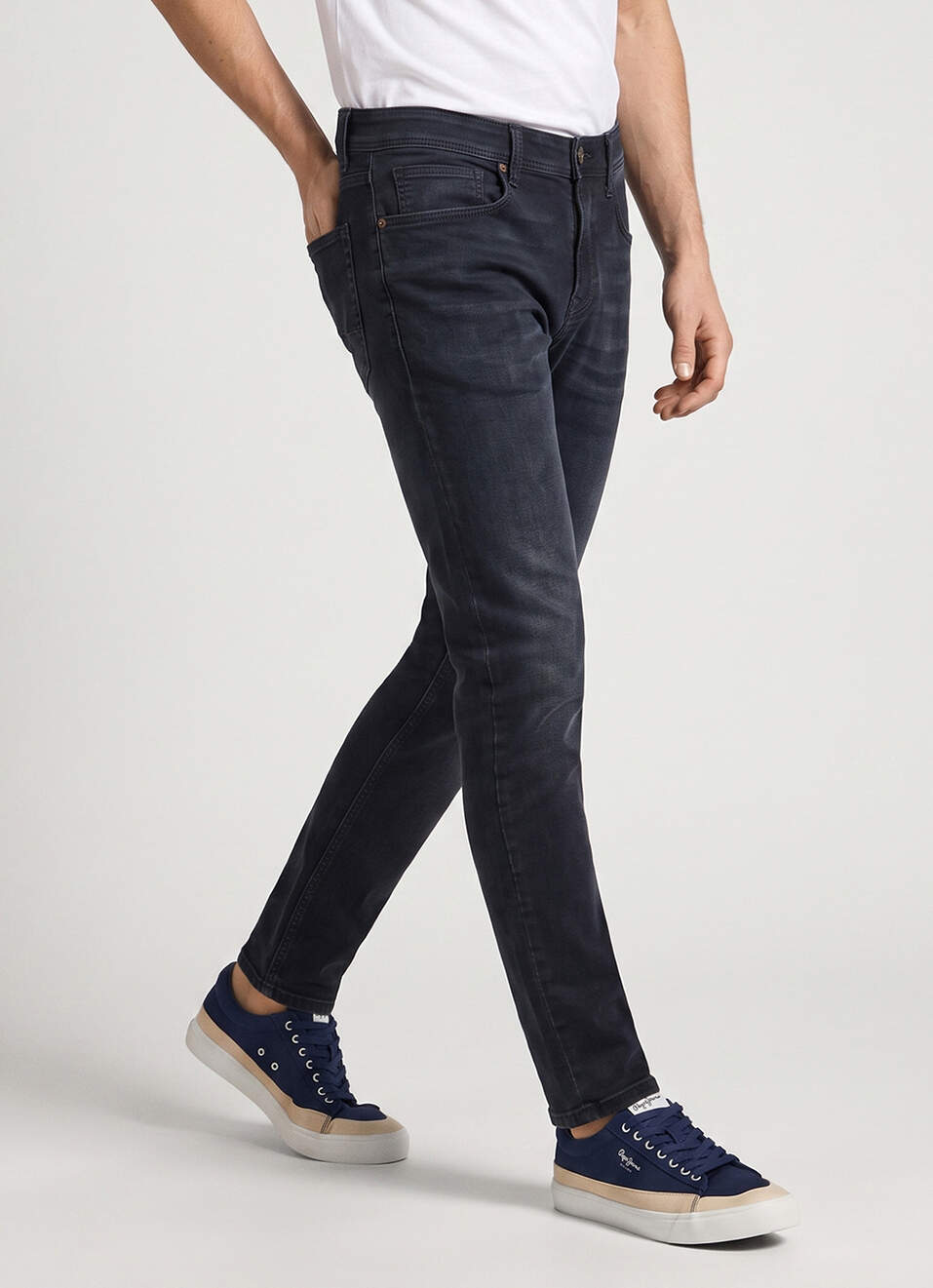 Men Blue Tapered Fit Low Rise Stretchable Jeans, , large image number 0