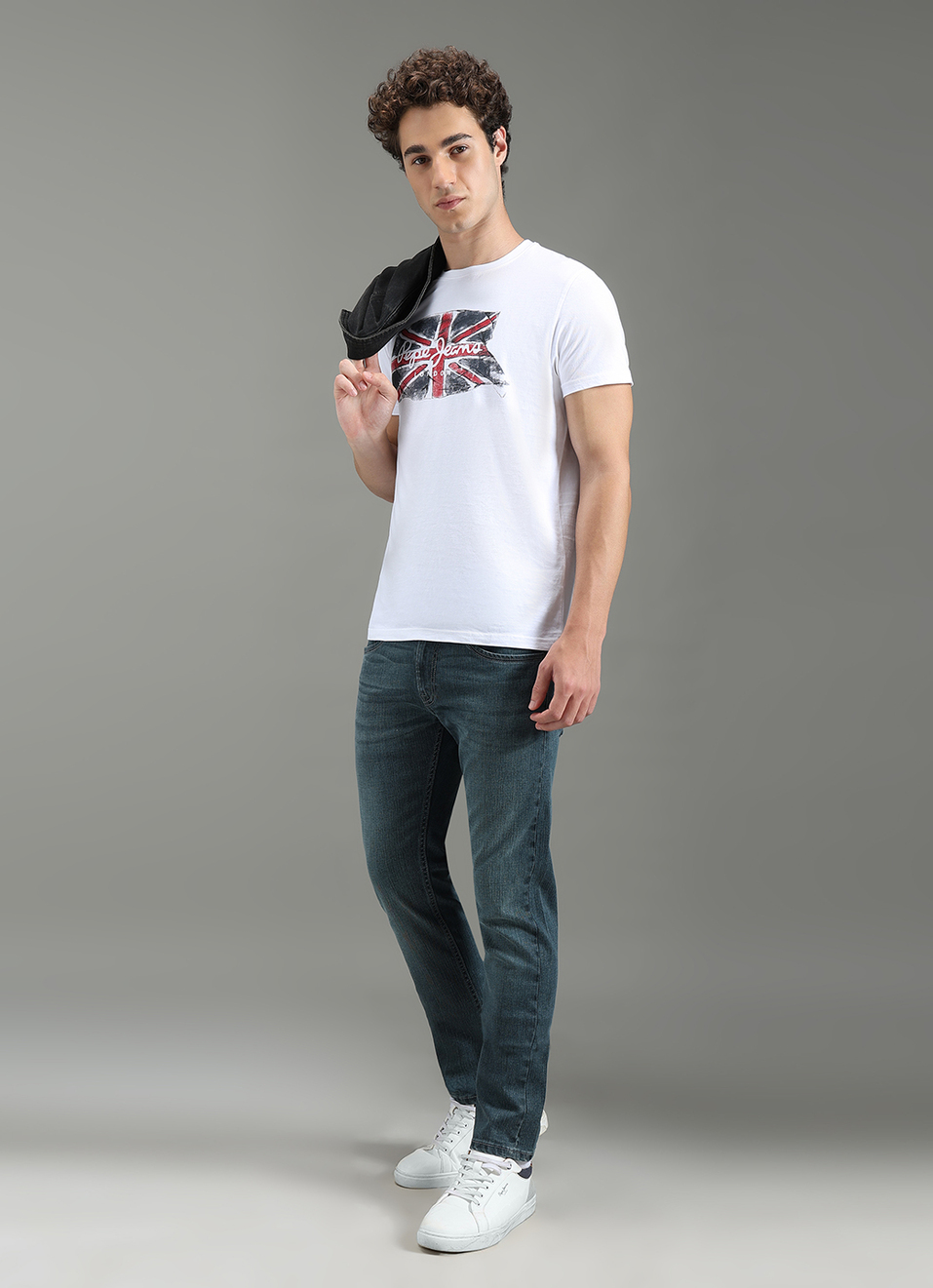 Men White Graphic Slim Fit T-shirt, , large image number 2