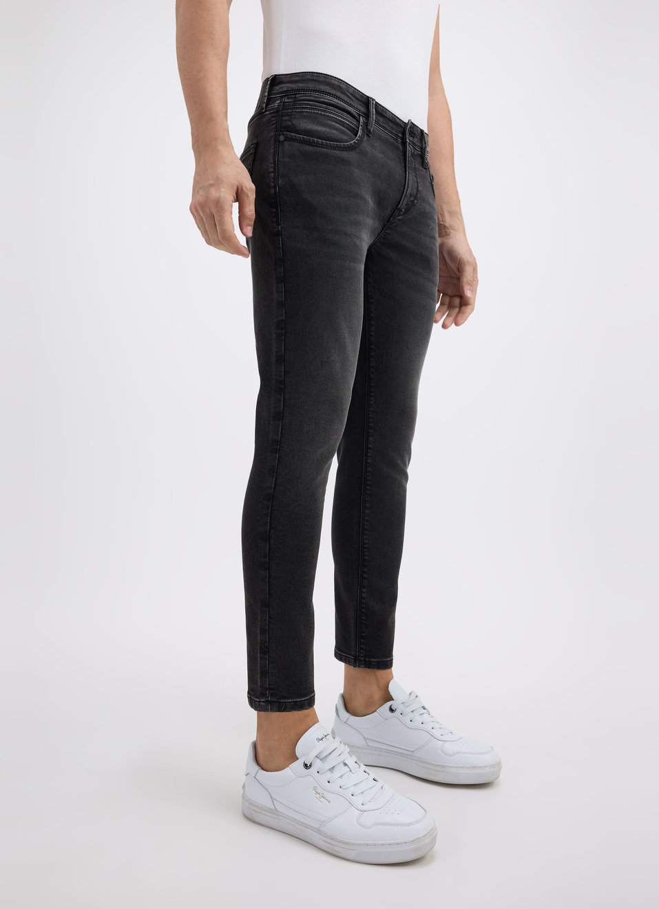 Men Black Mid Rise Skinny Ankle Length Gymindigo Jogger Like Jeans, , large image number 3