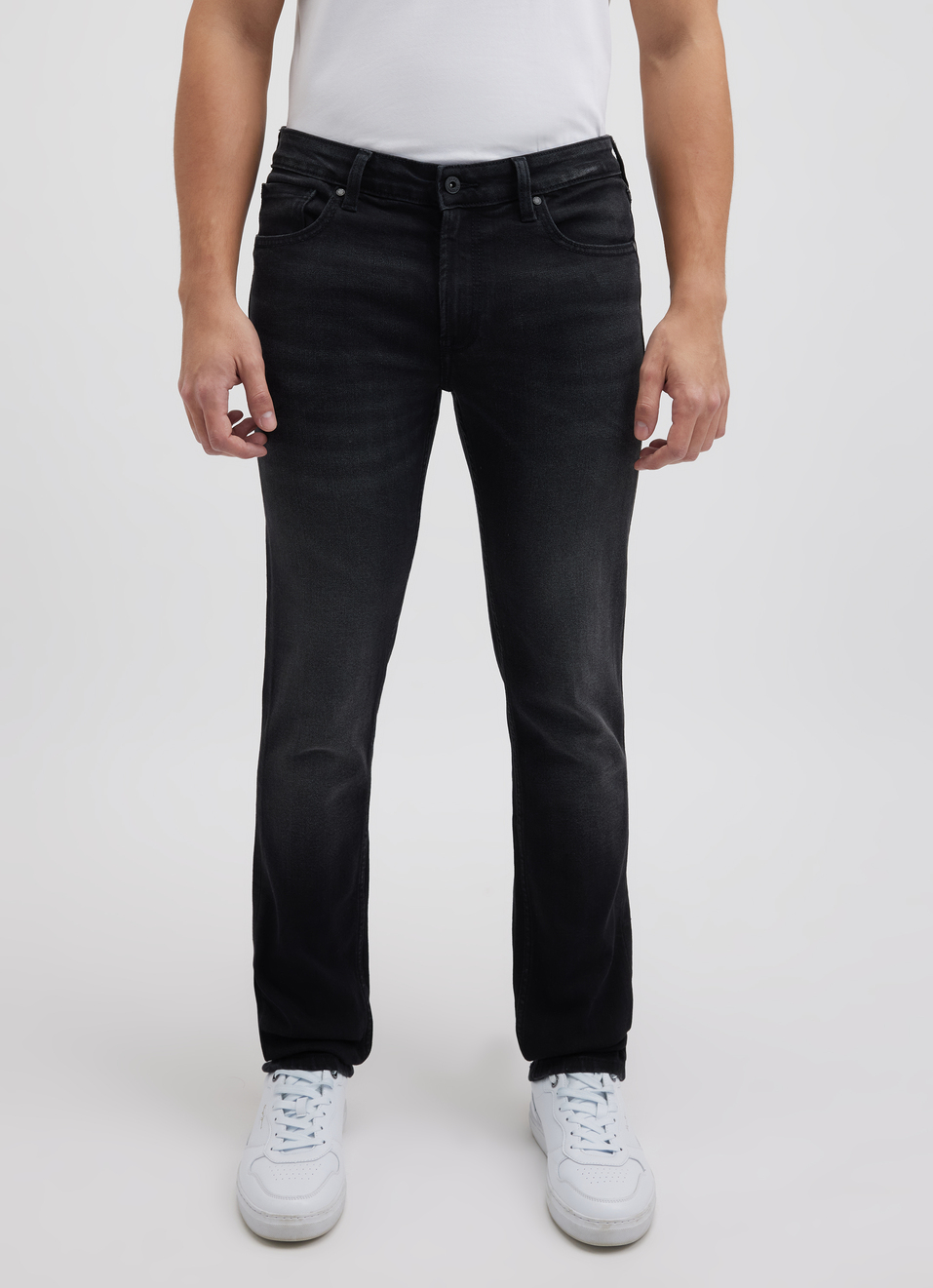 Men Black Low Rise Skinny Jeans, , large image number 1