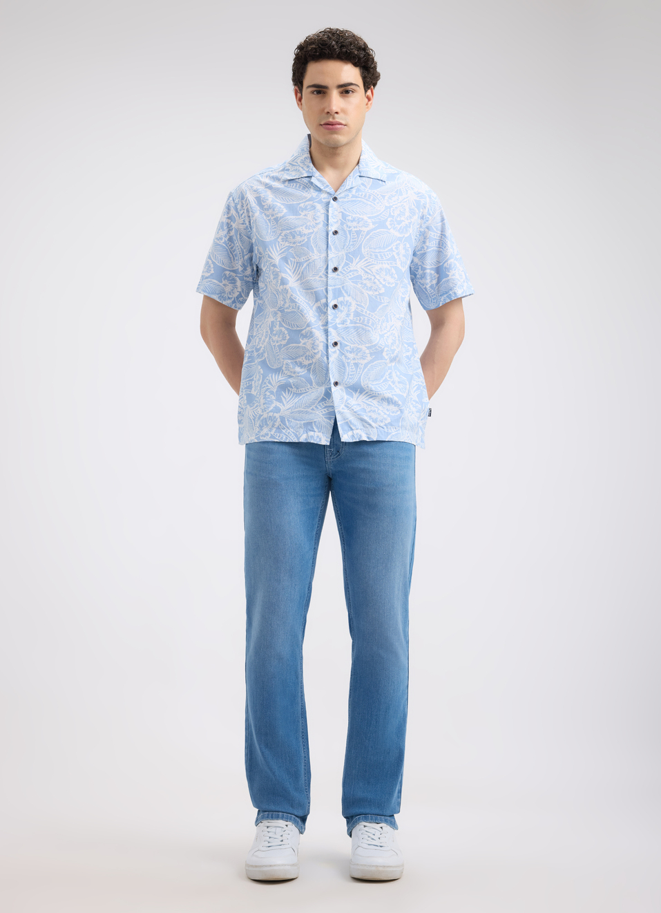 Men Blue Resort Collar Floral Print Short Sleeve Shirt, , large image number 5