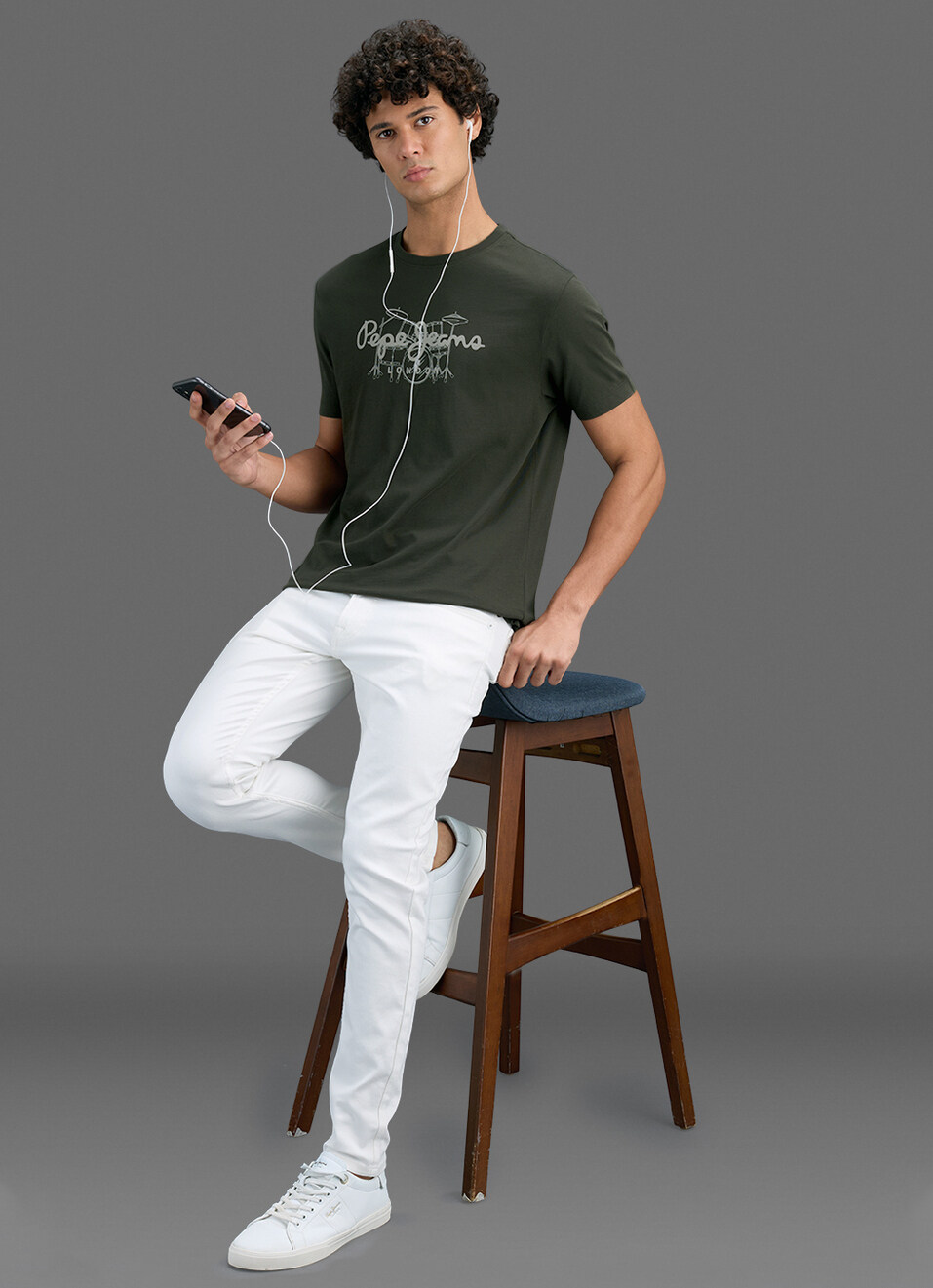 Men Olive Green Slim Printed T-shirt, , large image number 2