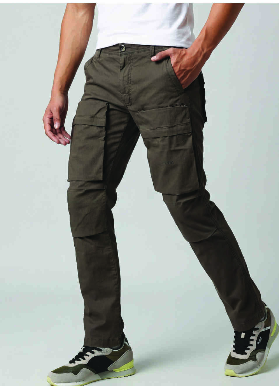 Cash Green Mid Rise Slim Fit Cargo Pants, , large image number 0