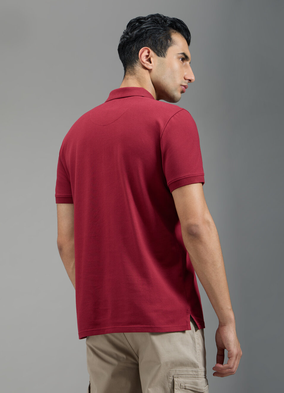 Men Red Solid Half Zip Short Sleeve Polo, , large image number 2