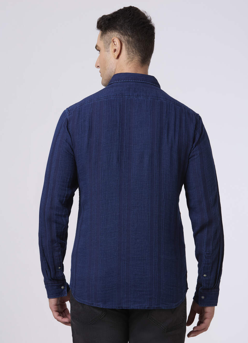 Men Indigo Blue Textured Stripe Casual Shirt, , large image number 2