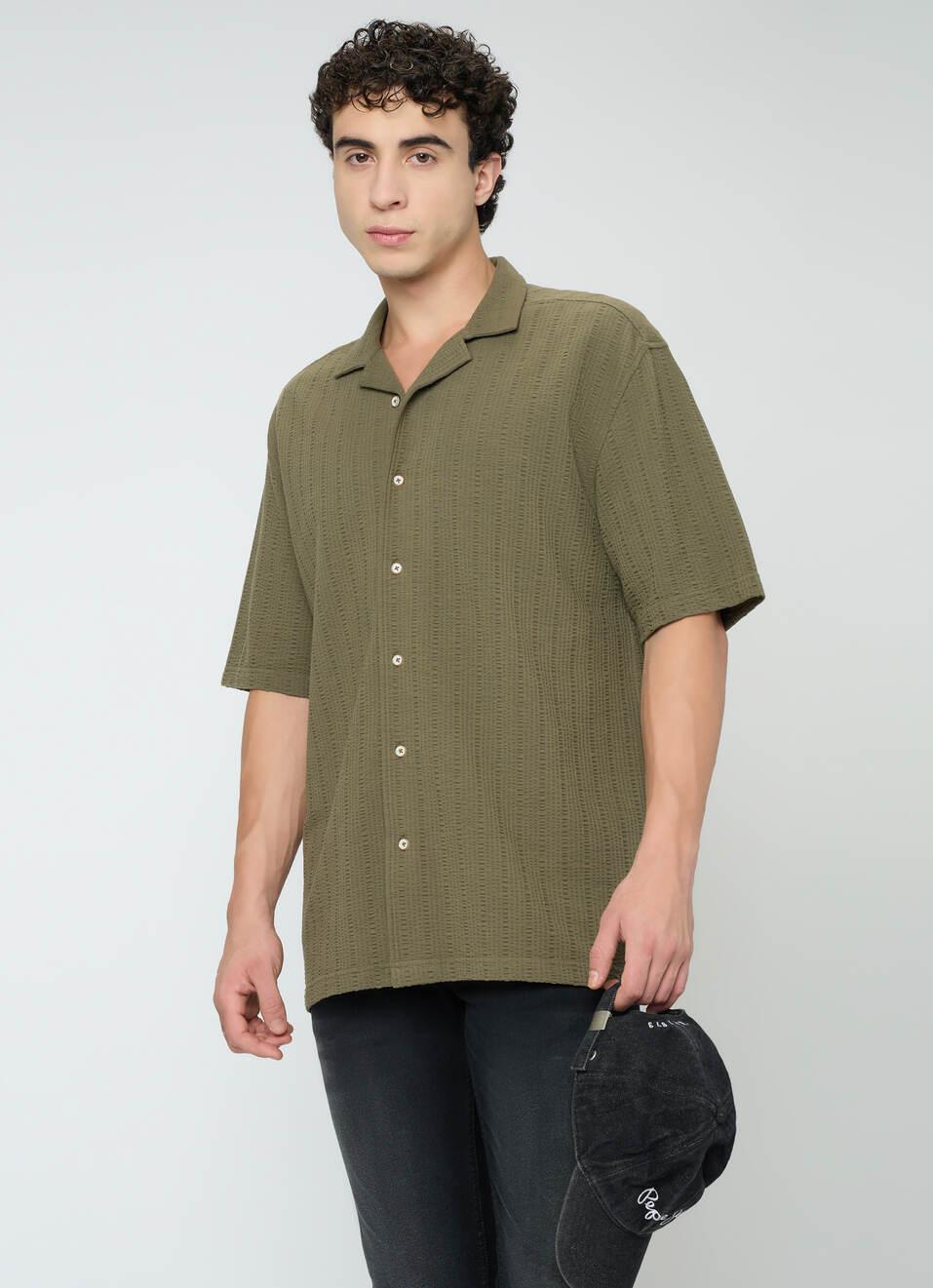 Men Olive Green Solid Relaxed Fit Shirt, , large image number 0