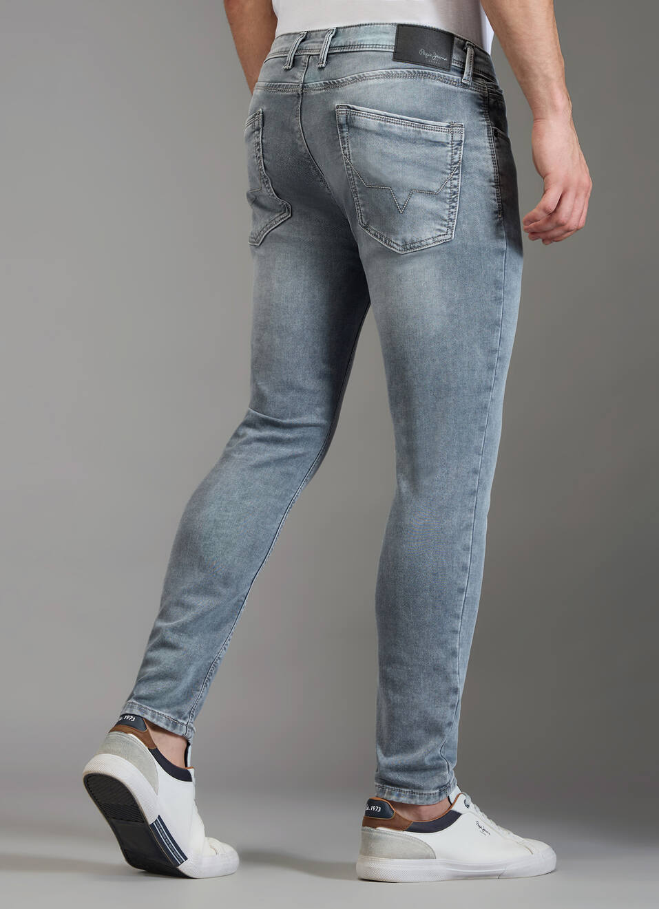 Men Grey Skinny Fit Mid Rise Stretchable Jeans, , large image number 3