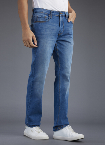 Men Blue Medium Used Straight Fit Mid Rise Stretchable Jeans