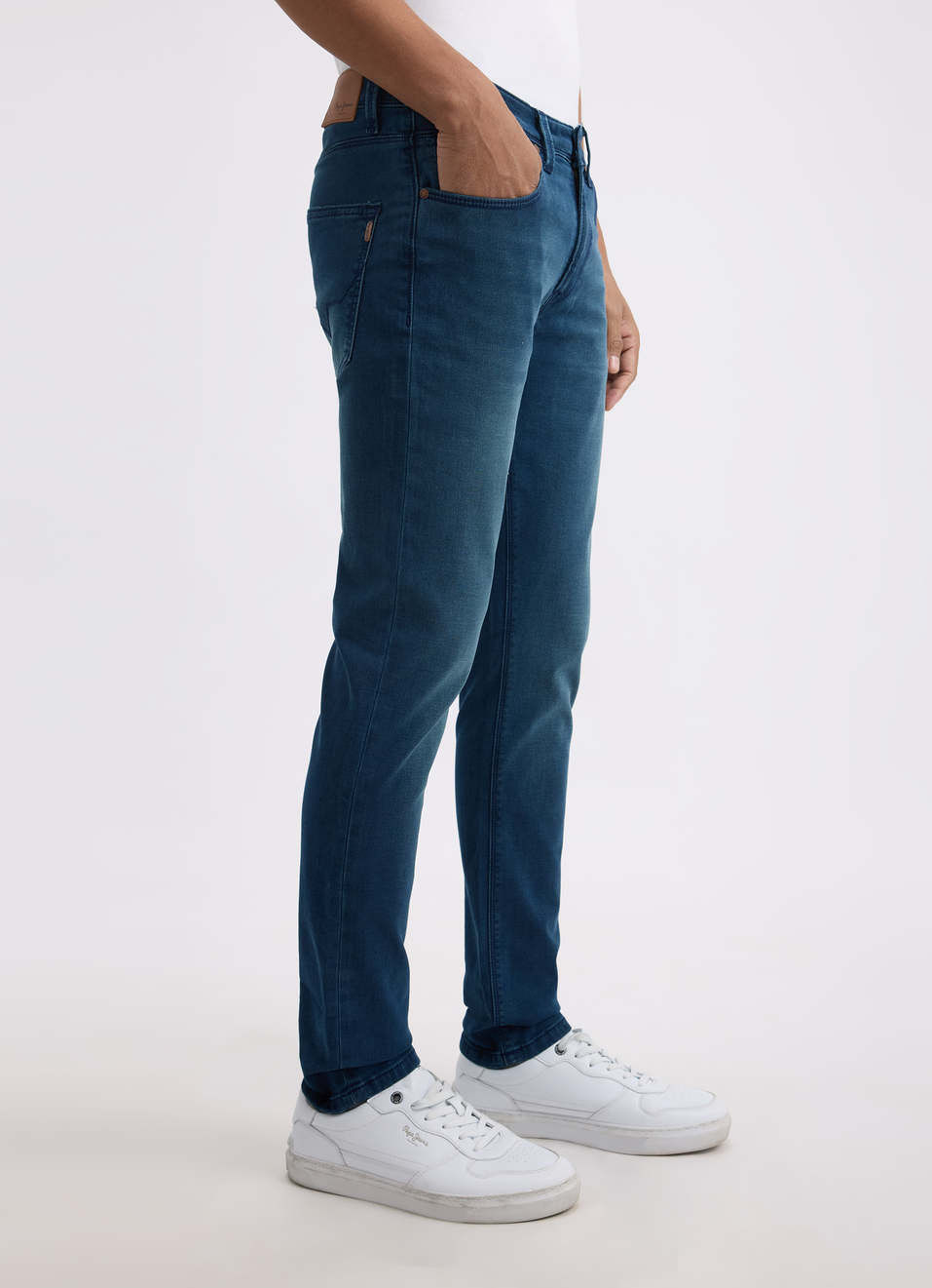 Men Blue Slim Tapered Fit Low Rise Jeans , , large image number 3