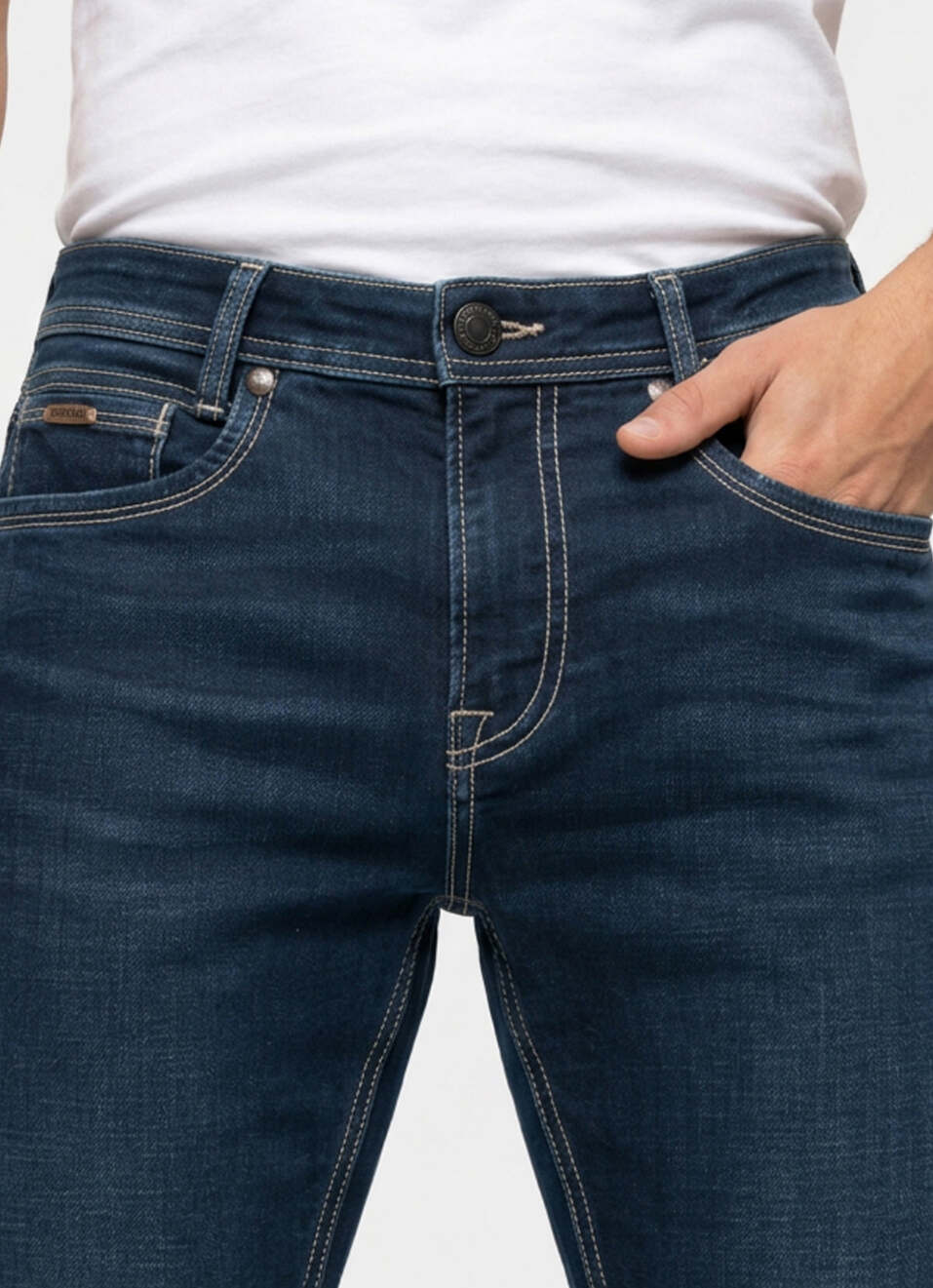 Men Black Slim Stretchable Jeans, , large image number 4