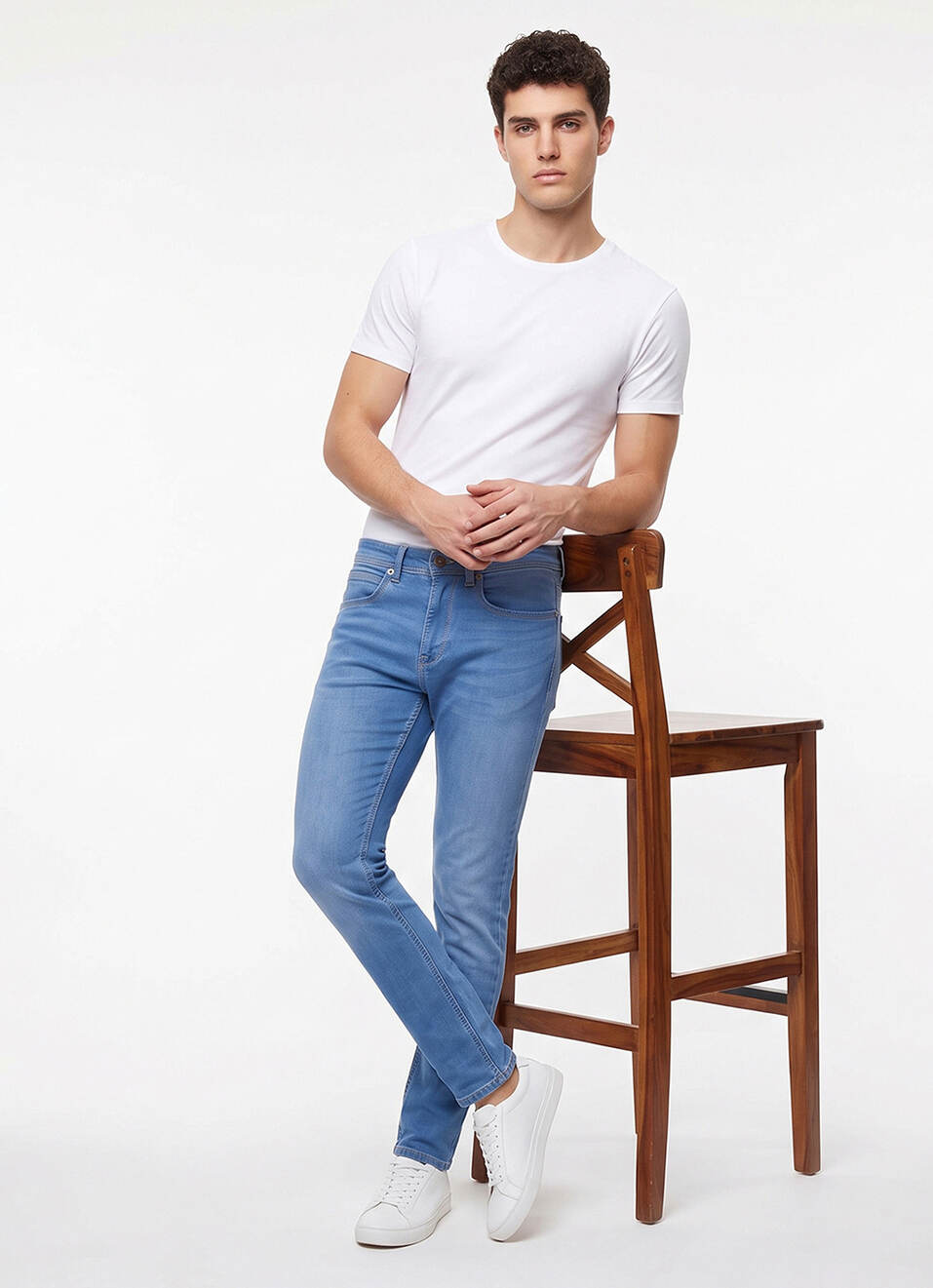 Men Blue Slim Fit Mid Rise Stretchable Jeans, , large image number 1