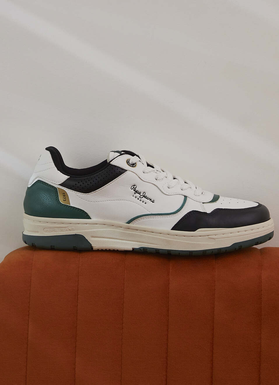 Green And White Anti-skid Cupsole Sneakers, , large image number 0