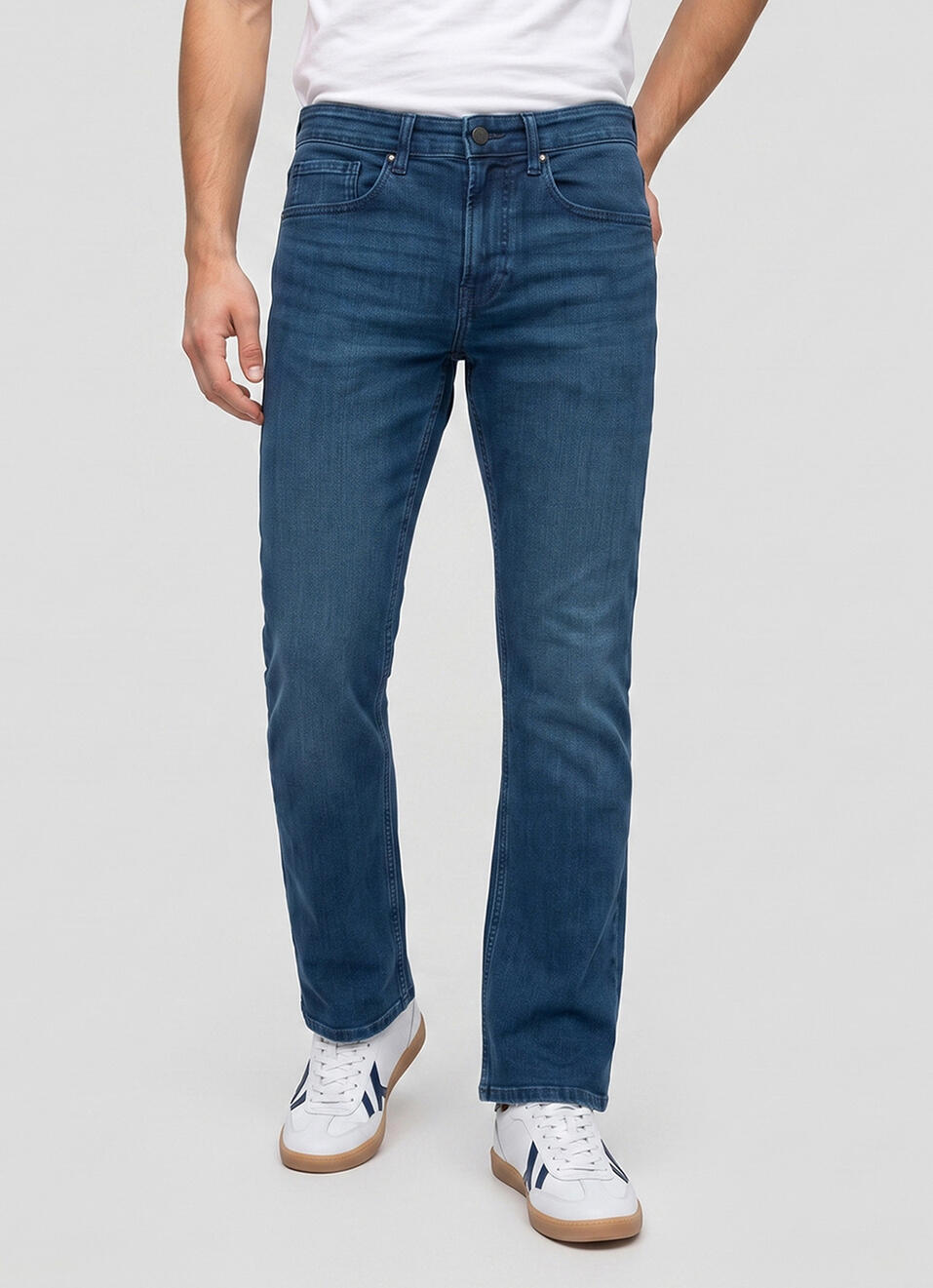 Men Bootcut Mid Rise Stretchable Jeans, , large image number 2