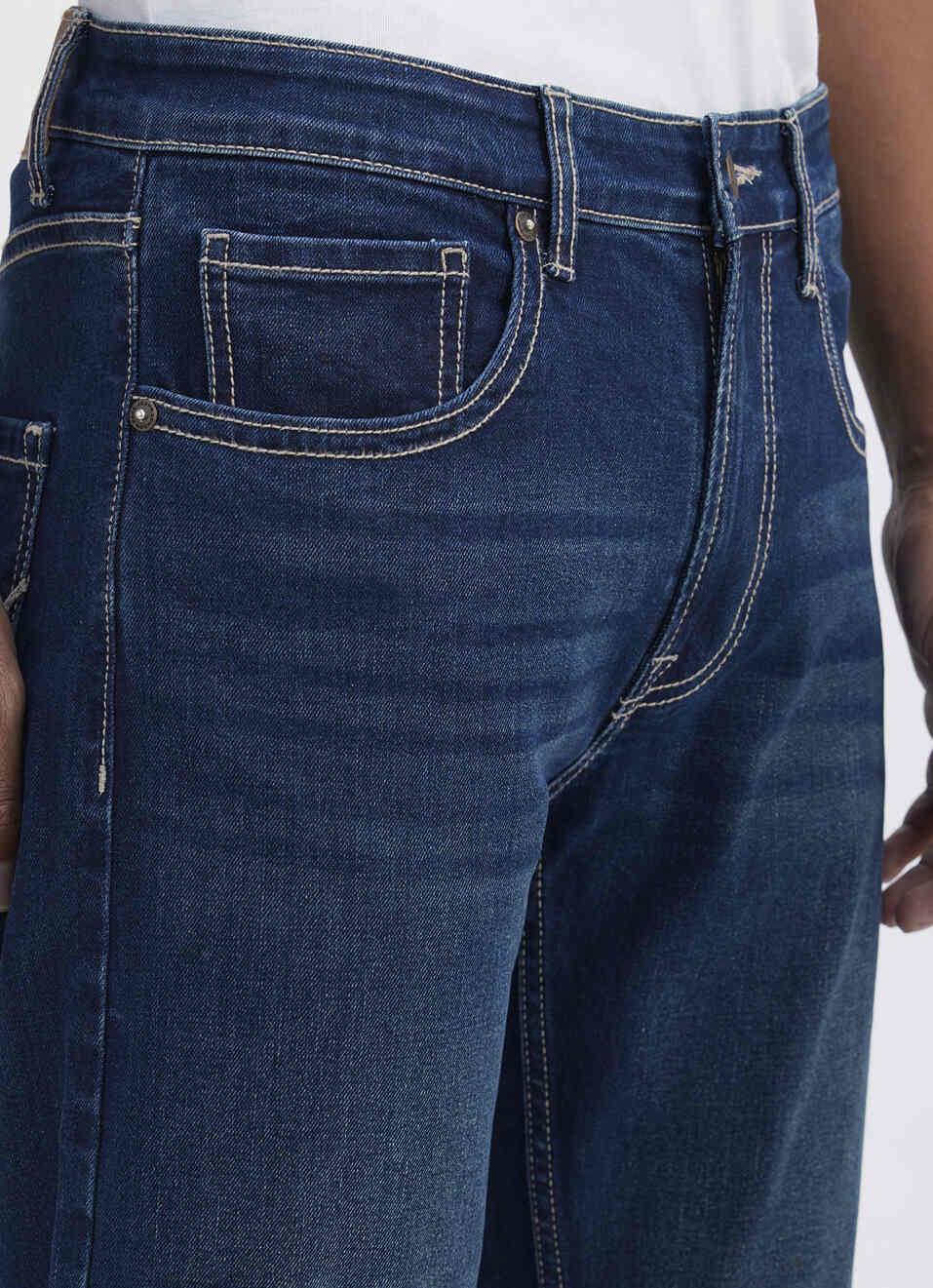 Men Tinted Blue Straight Fit Mid Rise Jeans , , large image number 4