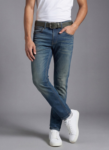 Men Blue Low Rise Slim Fit Tapered Powerflex Jeans