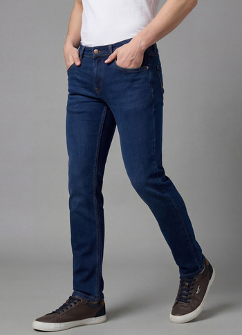 Men Blue Slim Fit Mid Rise All Climate Streachable Jeans
