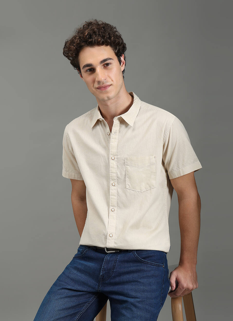 Men Beige Solid Short Sleeve Shirt, , large image number 0