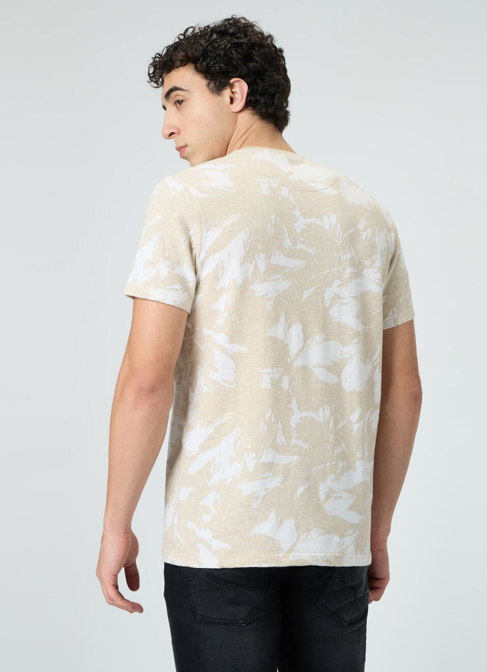 Men Ivory White Printed Slim Fit T-shirt, , large image number 2