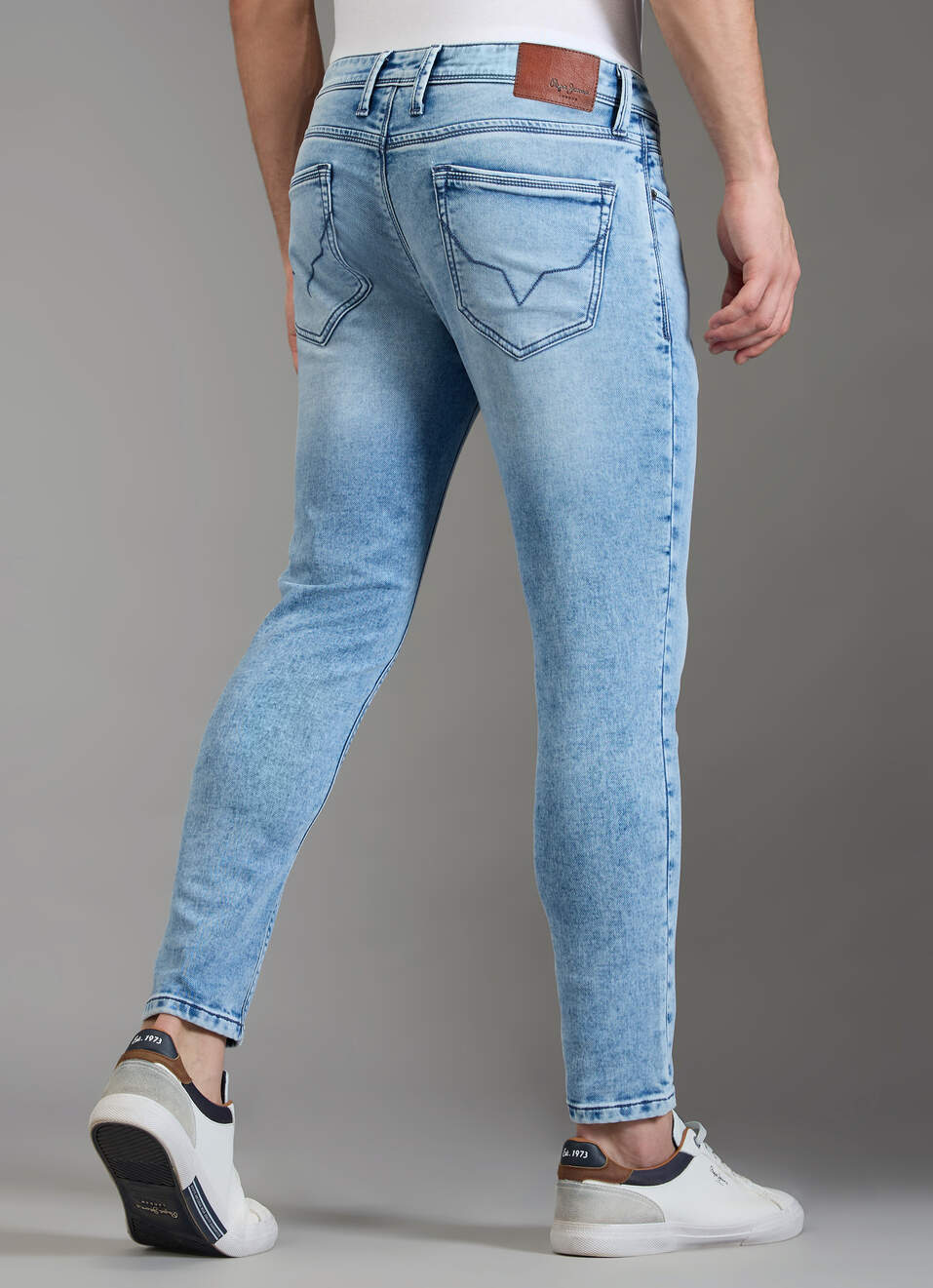 Men Blue Skinny Fit Mid Rise Stretchable Jeans, , large image number 3