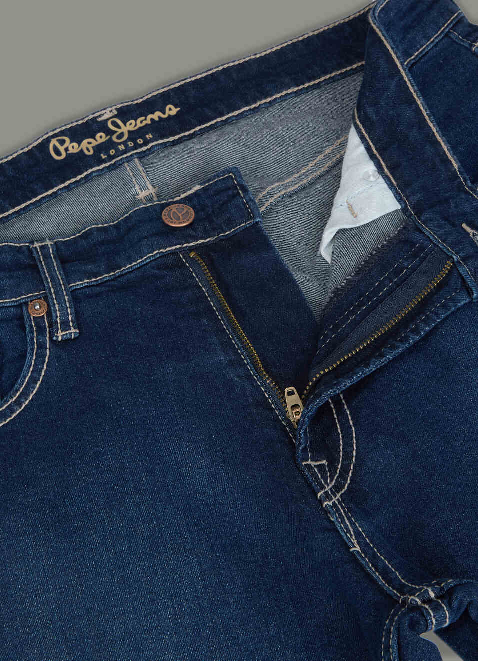 Men Blue Dark Rinse Straight Fit Mid Rise Stretchable Jeans, , large image number 6