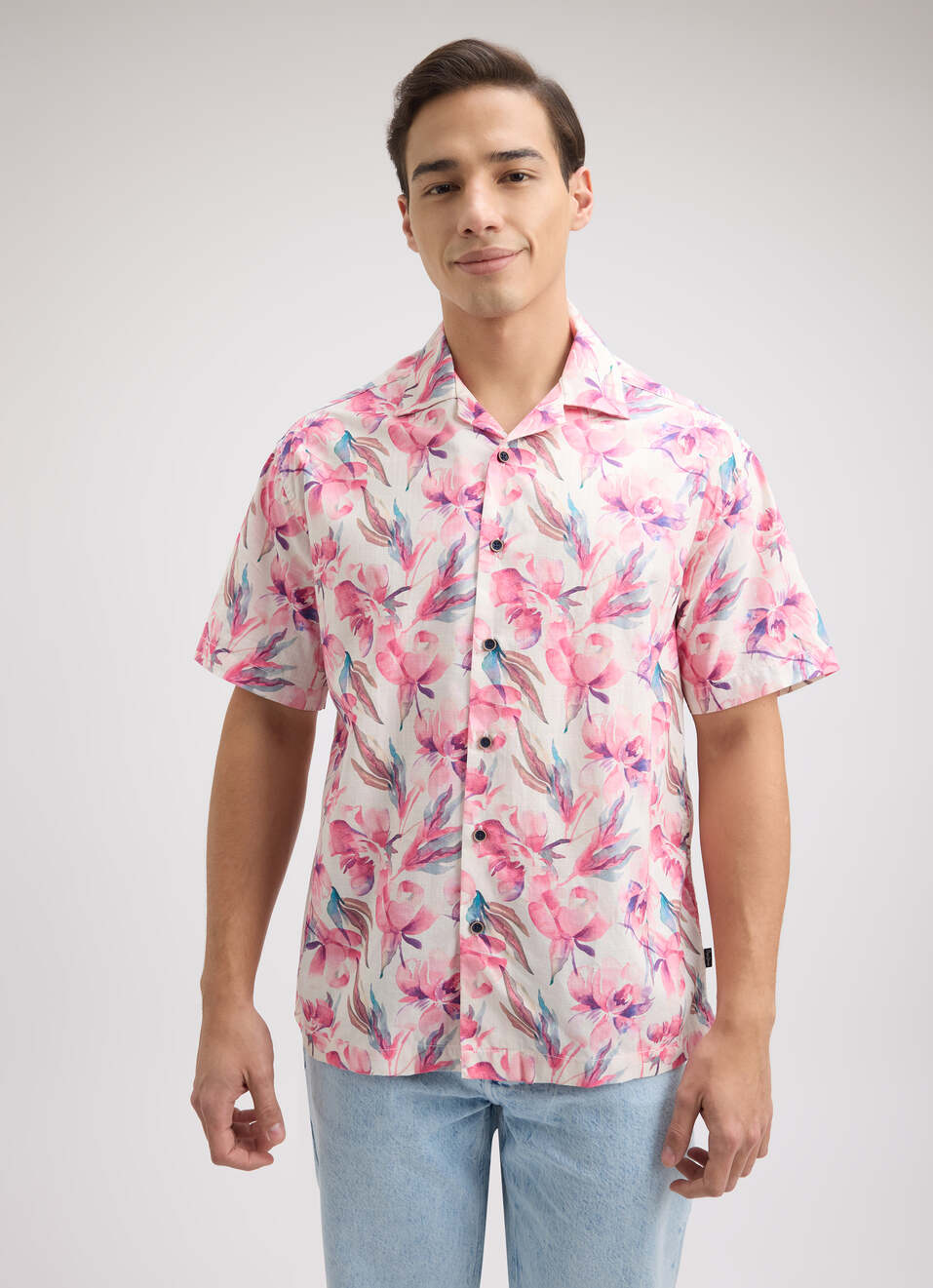 Men Peach Floral Print Resort Collar Shirt, , large image number 1