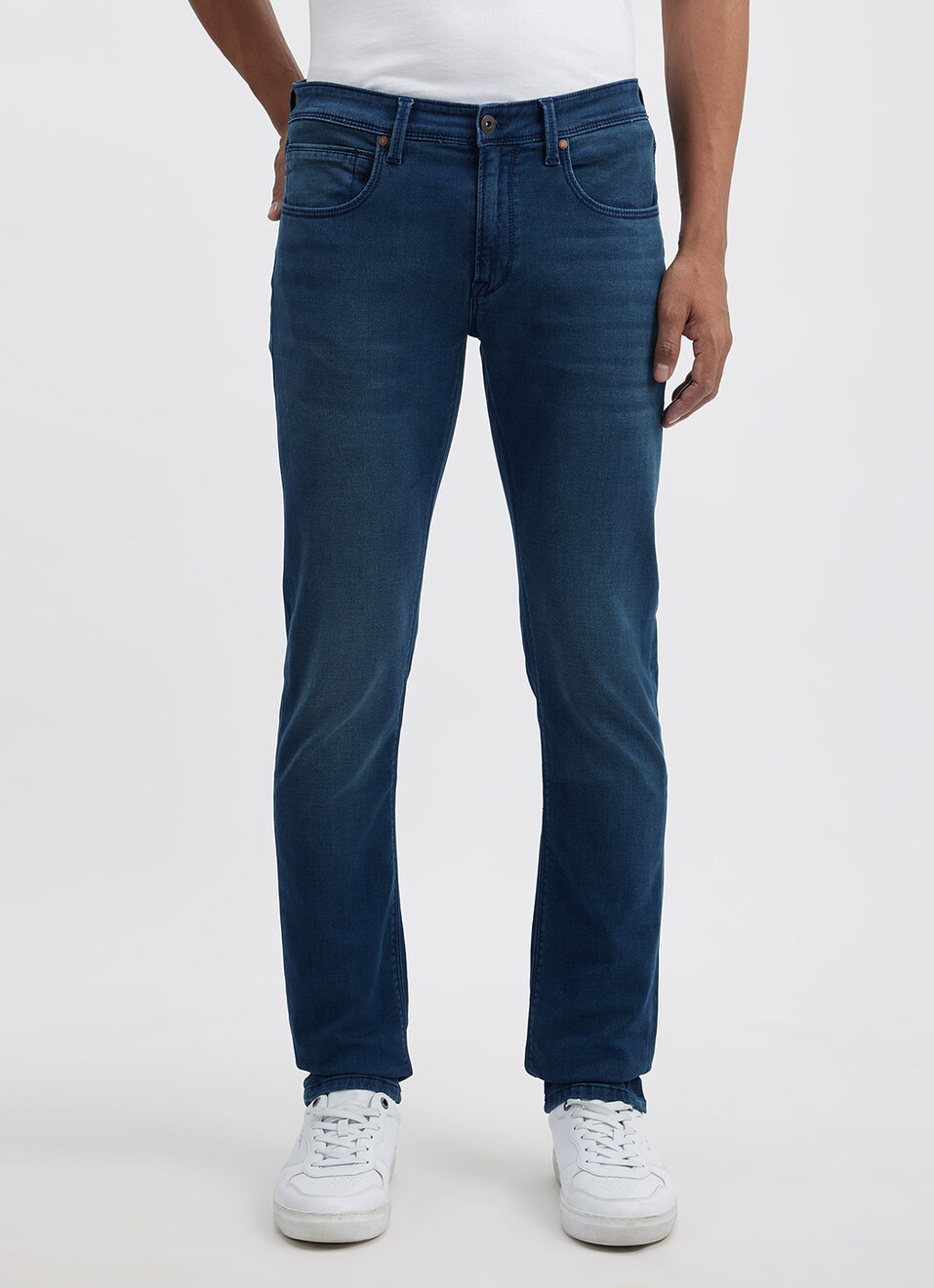 Men Blue Mid Rise Slim Structured Jeans, , large image number 5