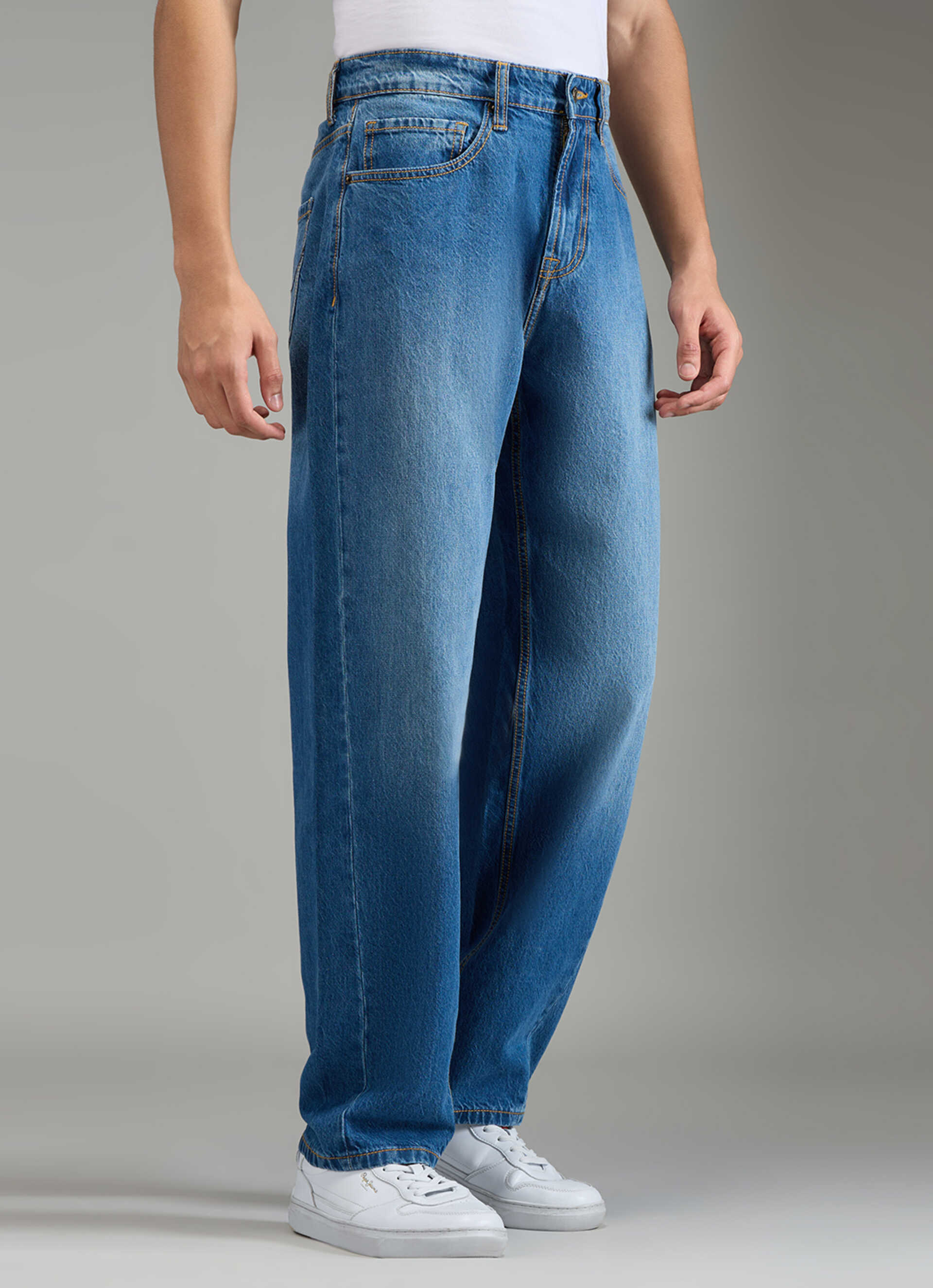 Men Blue Mid Rise Tapered Jeans, , large image number 11