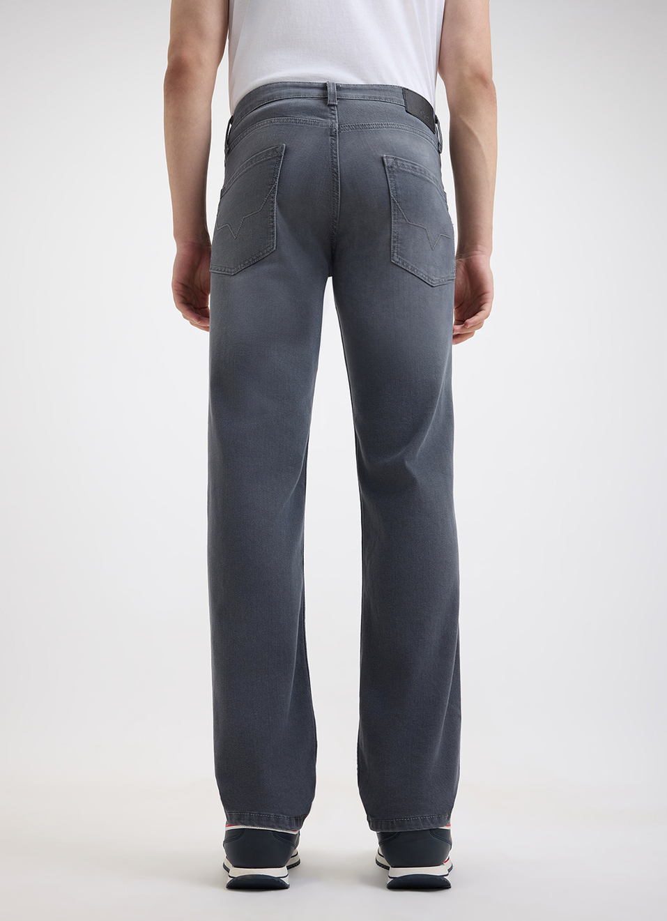 Men Grey Straight Fit Mid Rise Jeans , , large image number 3