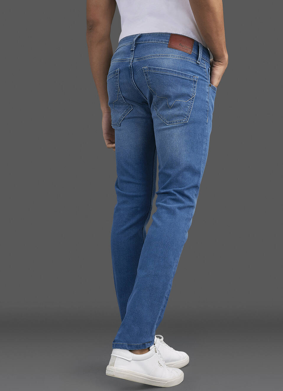 Men Light Blue Mid Rise Slim Fit Jeans, , large image number 3