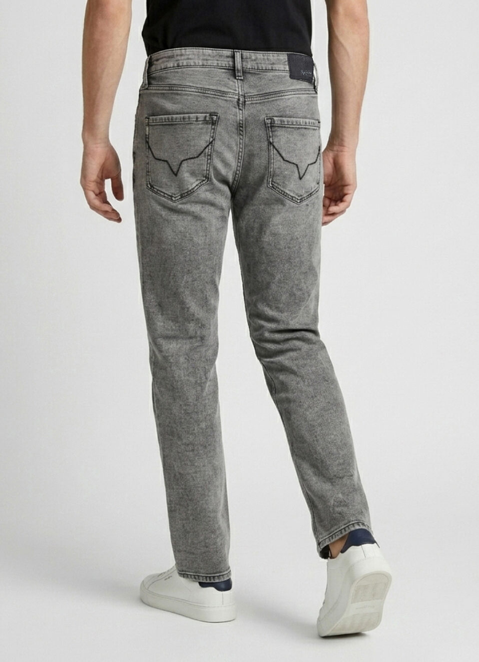Men Grey Relaxed Fit Mid Rise Stretchable Jeans, , large image number 3