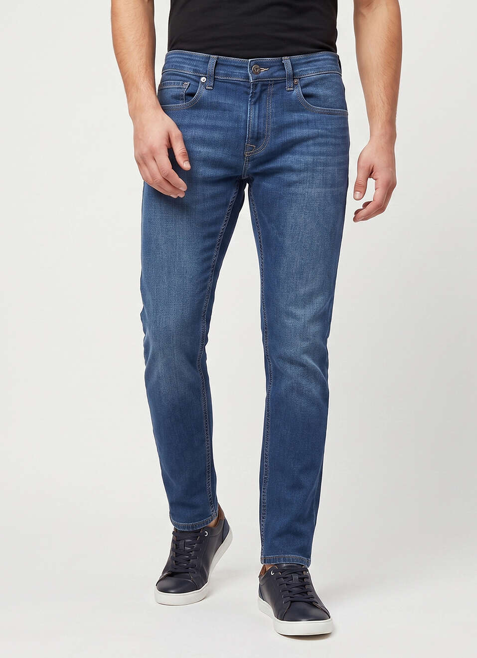 Men Blue Tapered Fit Low Rise Stretchable Jeans, , large image number 2
