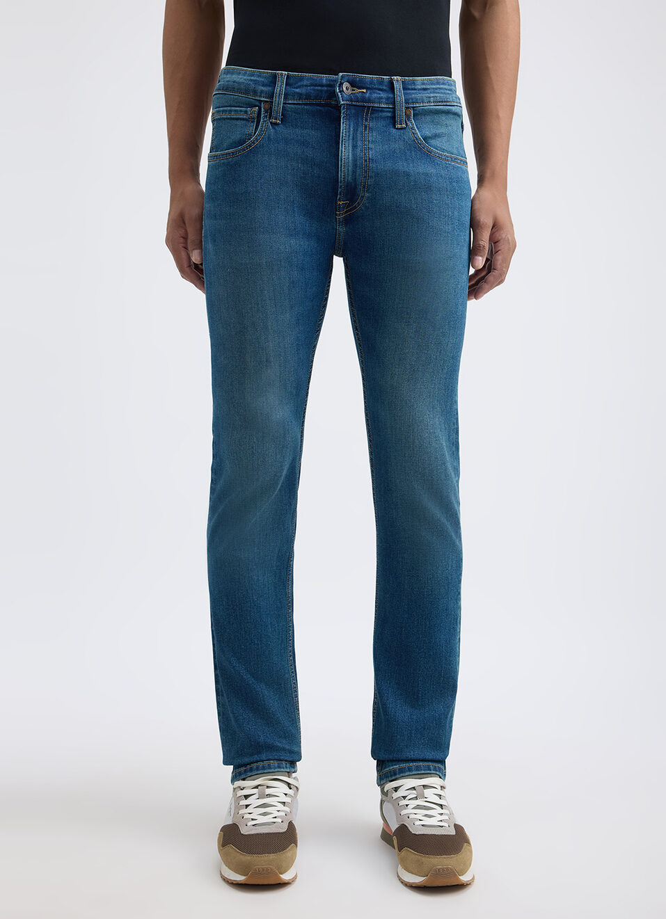 Men Blue Slim Fit Mid Rise All-climate Stretchable Jeans, , large image number 2