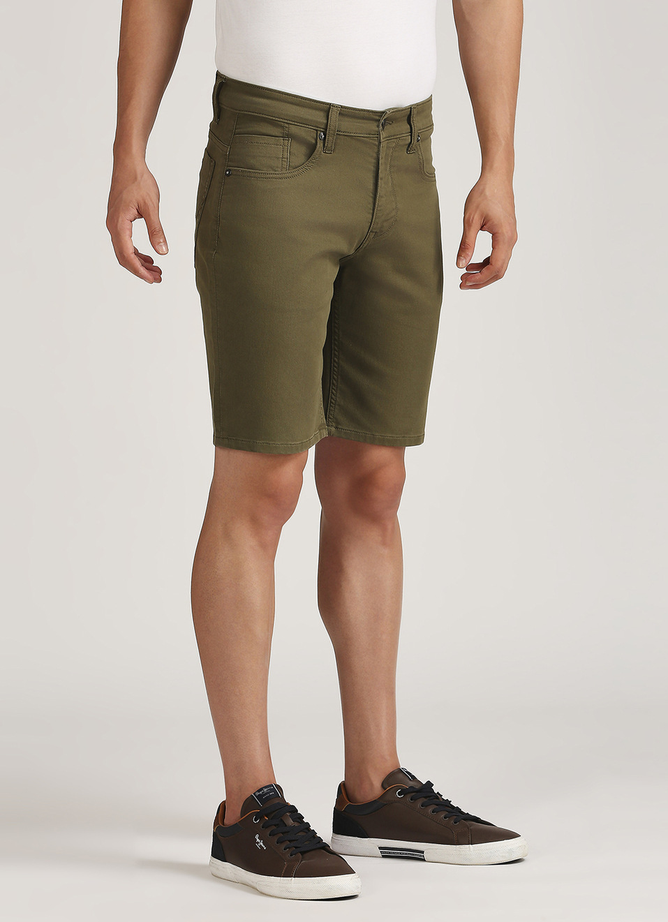 Chinox Olive Mid Rise Regular Fit Gymindigo Shorts, , large image number 5