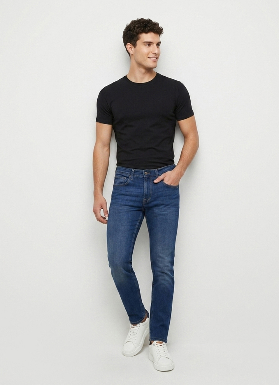 Men Blue Tapered Fit Low Rise Stretchable Jeans, , large image number 7
