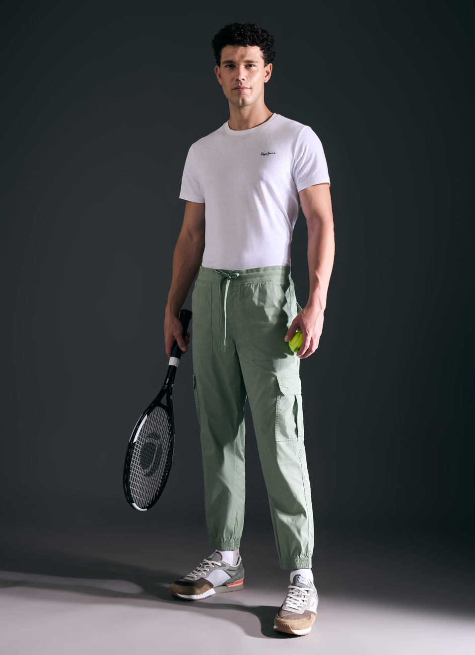 Men Green Mid Rise Cargo Joggers, , large image number 0
