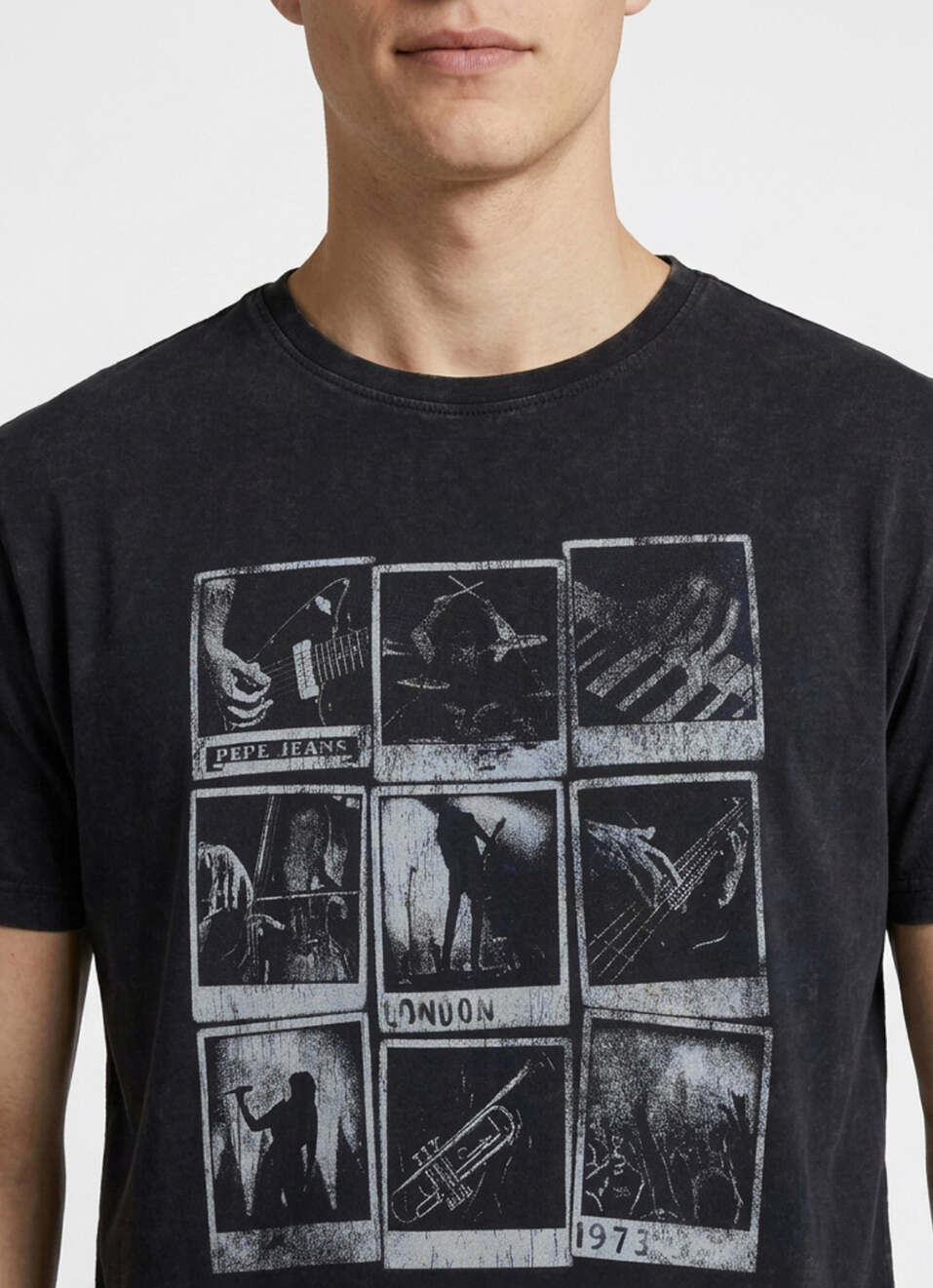 Men Grey Printed Relaxed Fit Short Sleeve T-shirt, , large image number 4