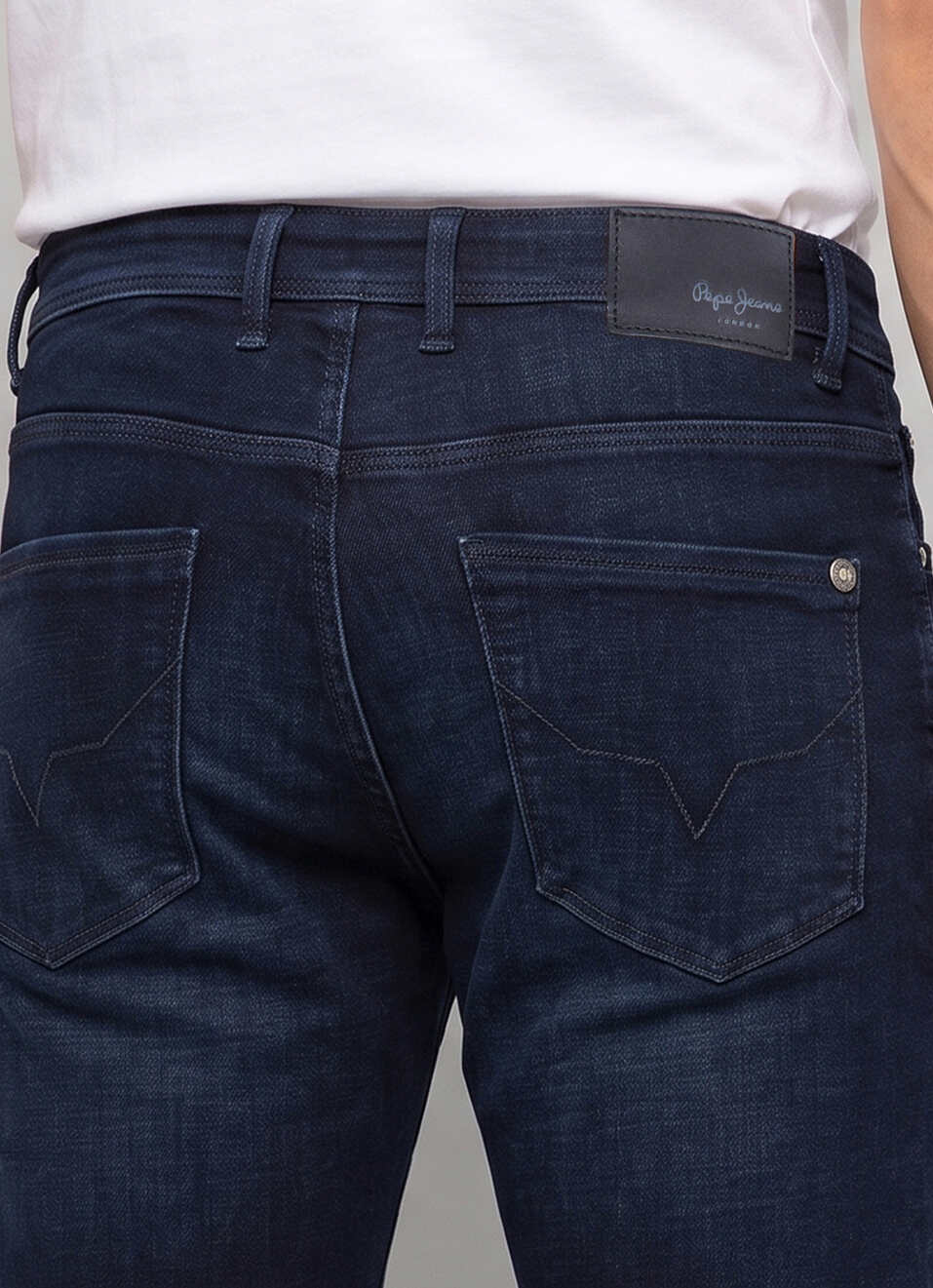 Men Black Slim Stretchable Jeans, , large image number 5